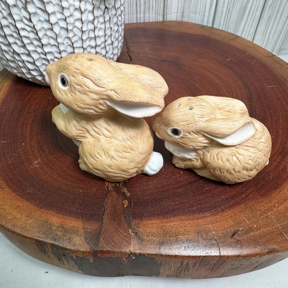 Vintage Ceramic Bunny Rabbit Salt and Pepper Shakers Set Tan White Easter Decor